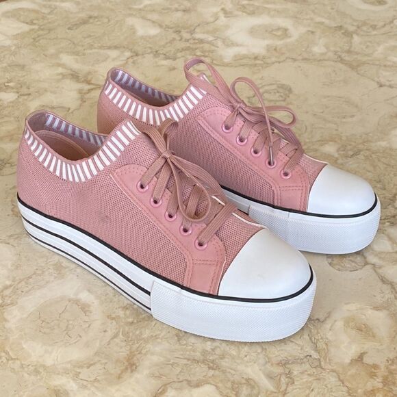 Olivia Miller Audrey Vulcanized Lace-up Slip On Sneakers - Picture 2 of 10